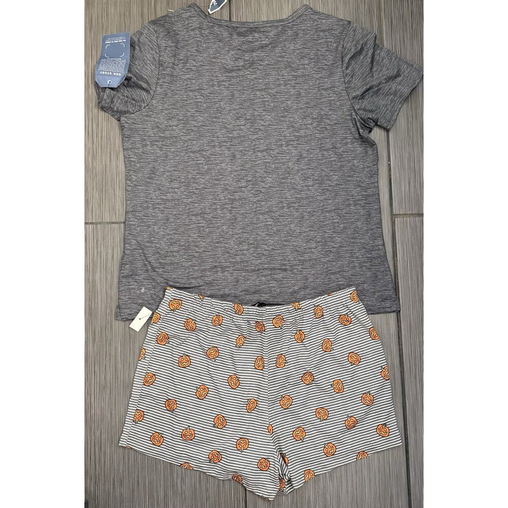 Life Is Good Women’s Pajama Short Set Gray Size Medium Ghost Dog Halloween - Picture 7 of 8